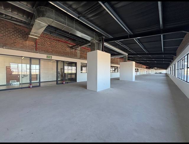 250M² OFFICE TO LET IN SIR LOWRYS PASS
